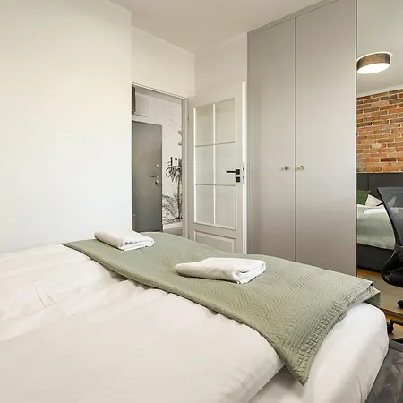 Shortstaypoland Szwedzka B109